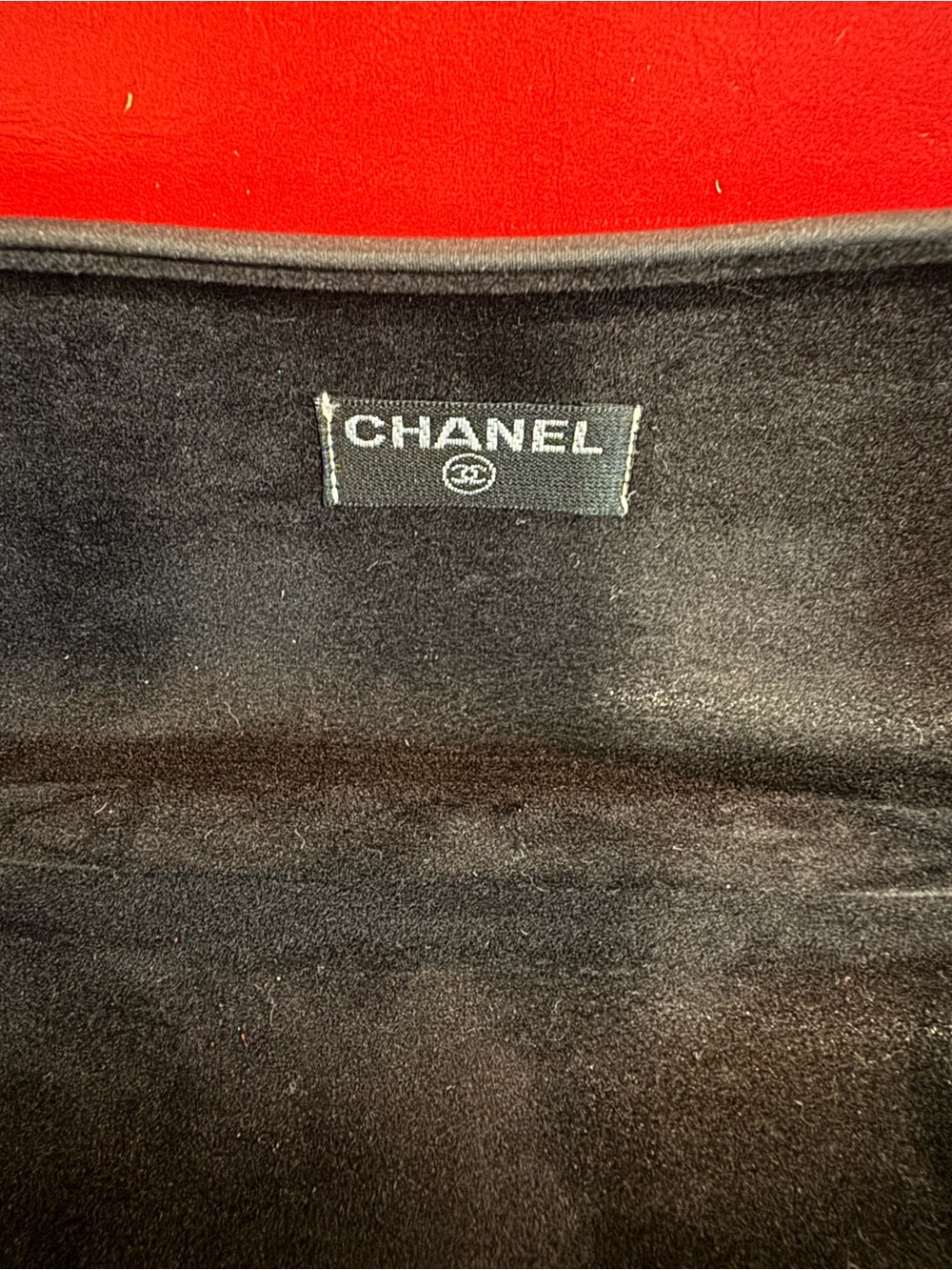 CHANEL Black Sunglasses Case with Silver Accents - Picture 4 of 9